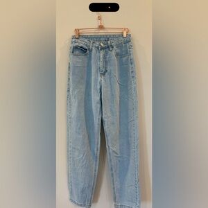 Size 4 mom/wide leg jeans